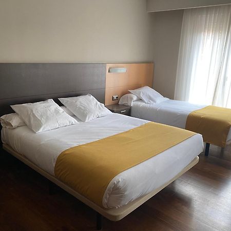 Hotel Rios Сан Адриан Экстерьер фото